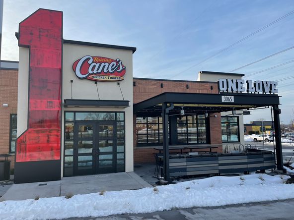 Raising Cane's Chicken Fingers: 3065 White Bear Ave N, Maplewood, MN 55109
